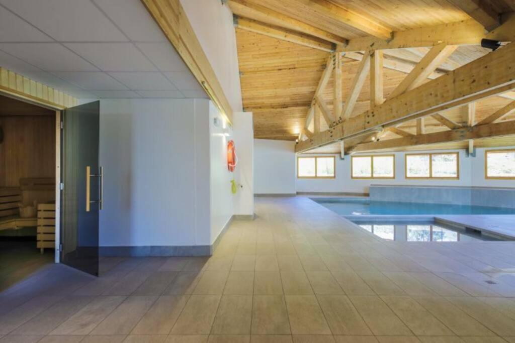 Appartement De Charme Dans Residence Avec Piscine La Joue Du Loup Saint-Étienne-en-Dévoluy Dış mekan fotoğraf