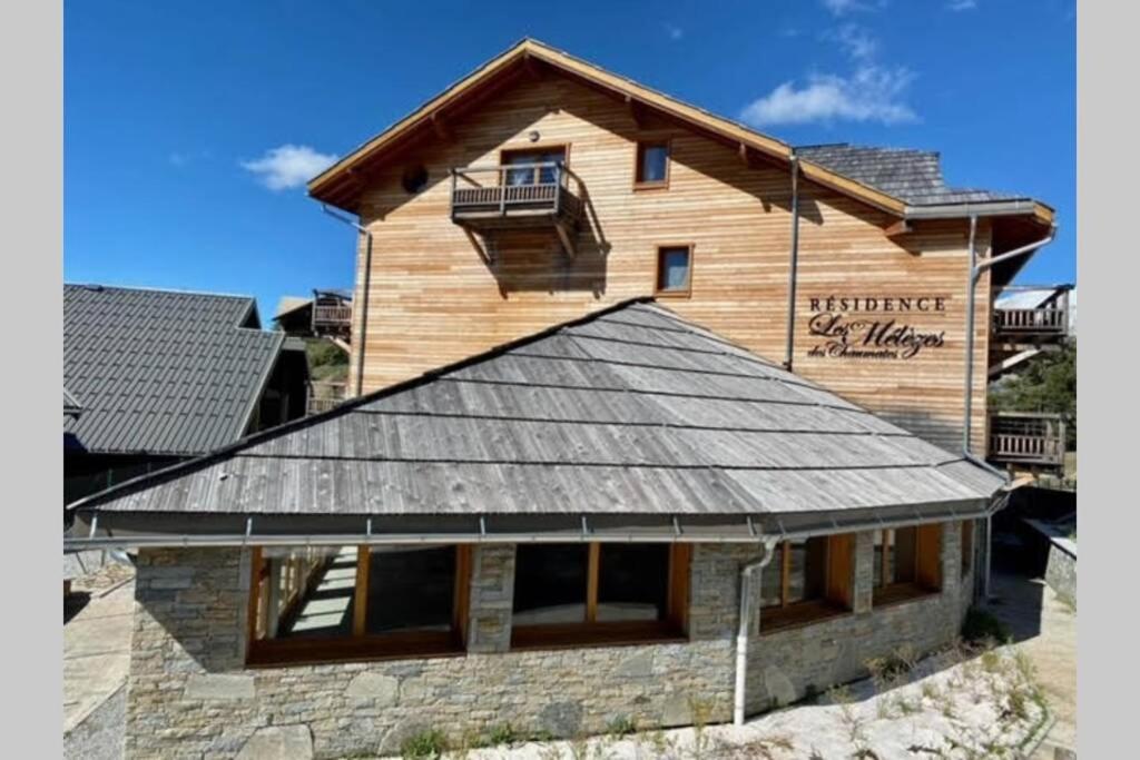 Appartement De Charme Dans Residence Avec Piscine La Joue Du Loup Saint-Étienne-en-Dévoluy Dış mekan fotoğraf